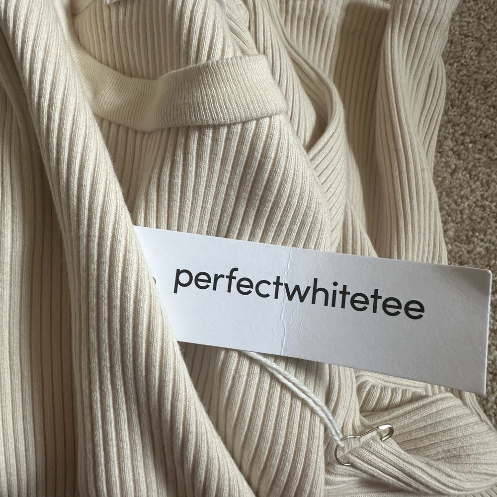 Perfectwhitetee Clyde top cream color